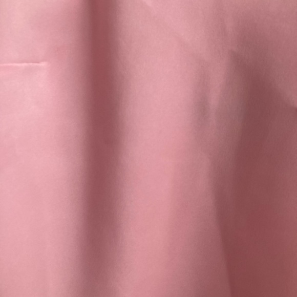 Baby Pink Crop 💗 - Picture 2 of 4